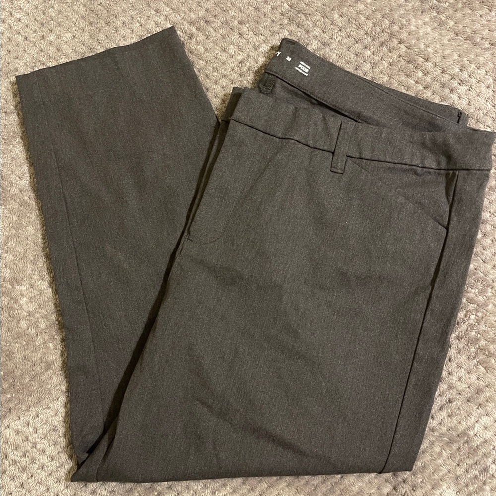 Old Navy Pixie Pants Plus Size 22